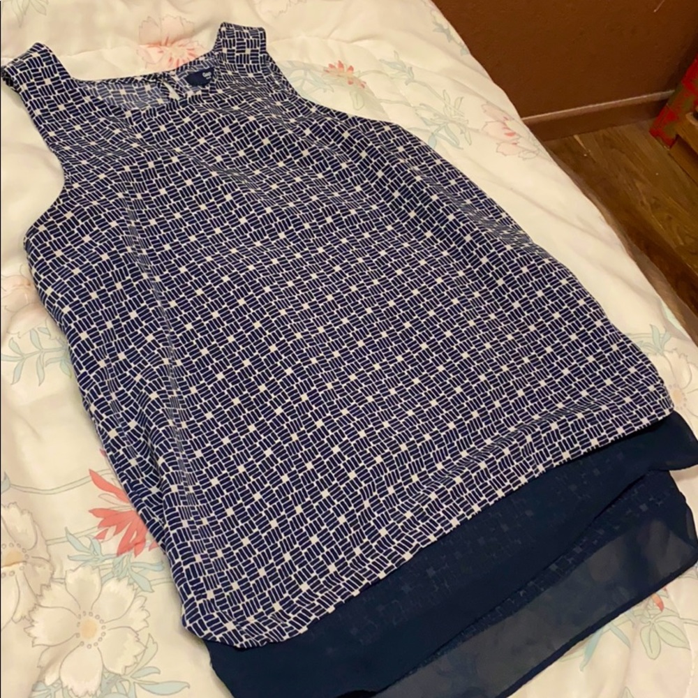 Gap patterned office-ready tank top